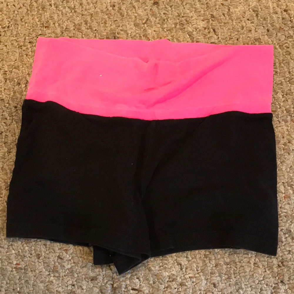 pink shorts